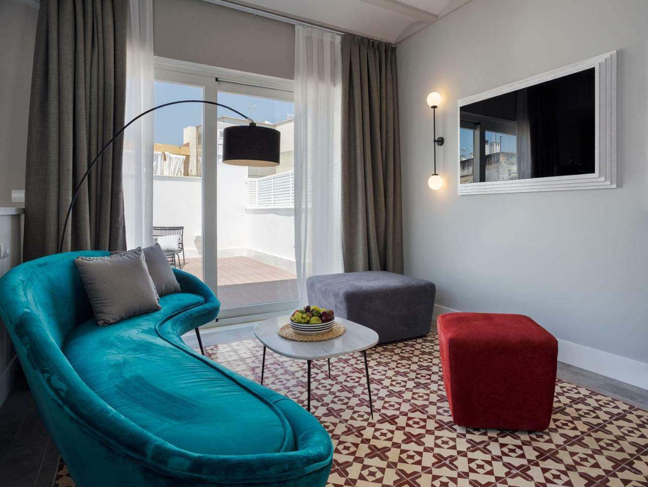 Apartamentos One Shot Conde De Torrejon Σεβίλλη Εξωτερικό φωτογραφία