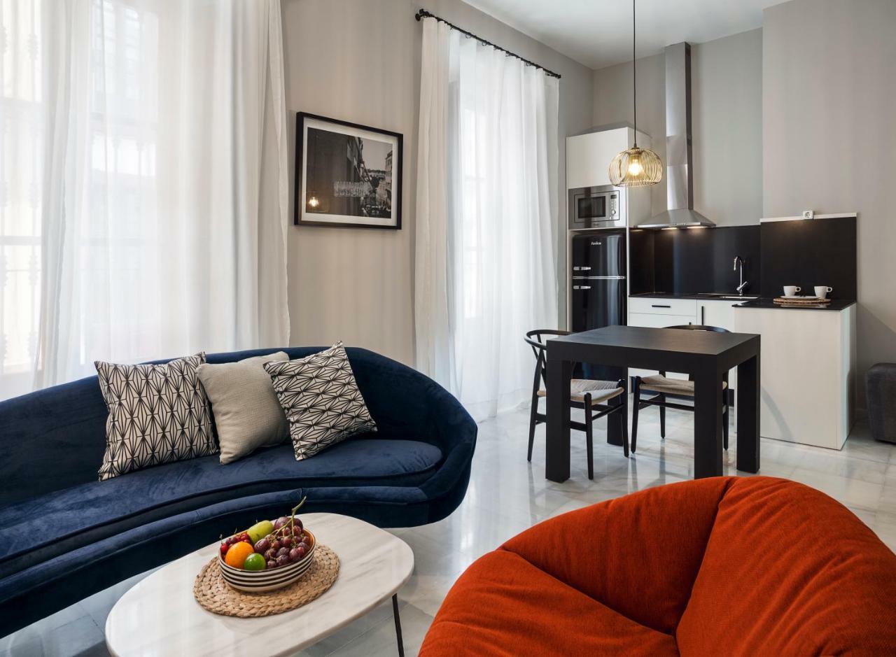 Apartamentos One Shot Conde De Torrejon Σεβίλλη Εξωτερικό φωτογραφία