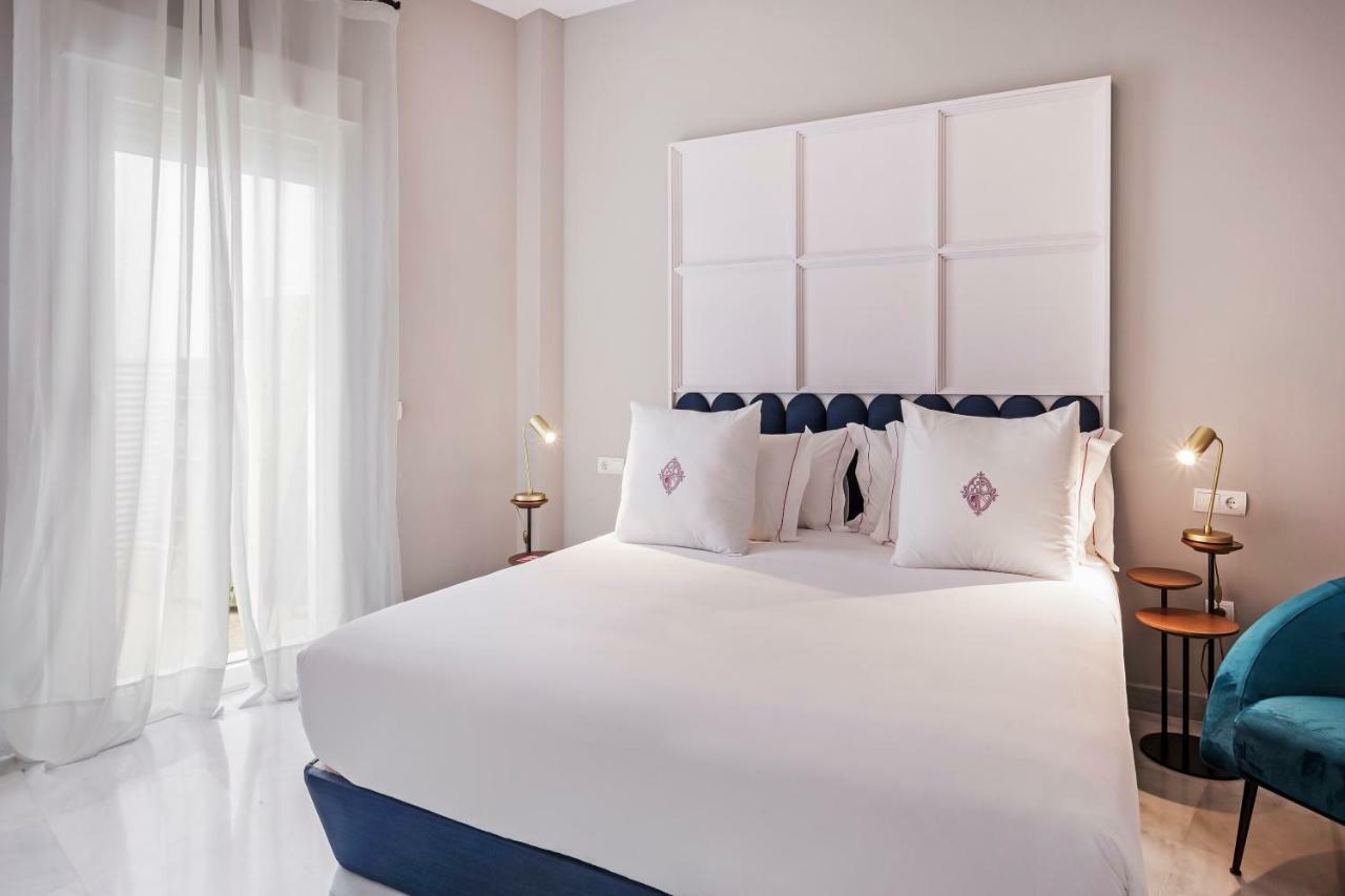 Apartamentos One Shot Conde De Torrejon Σεβίλλη Εξωτερικό φωτογραφία