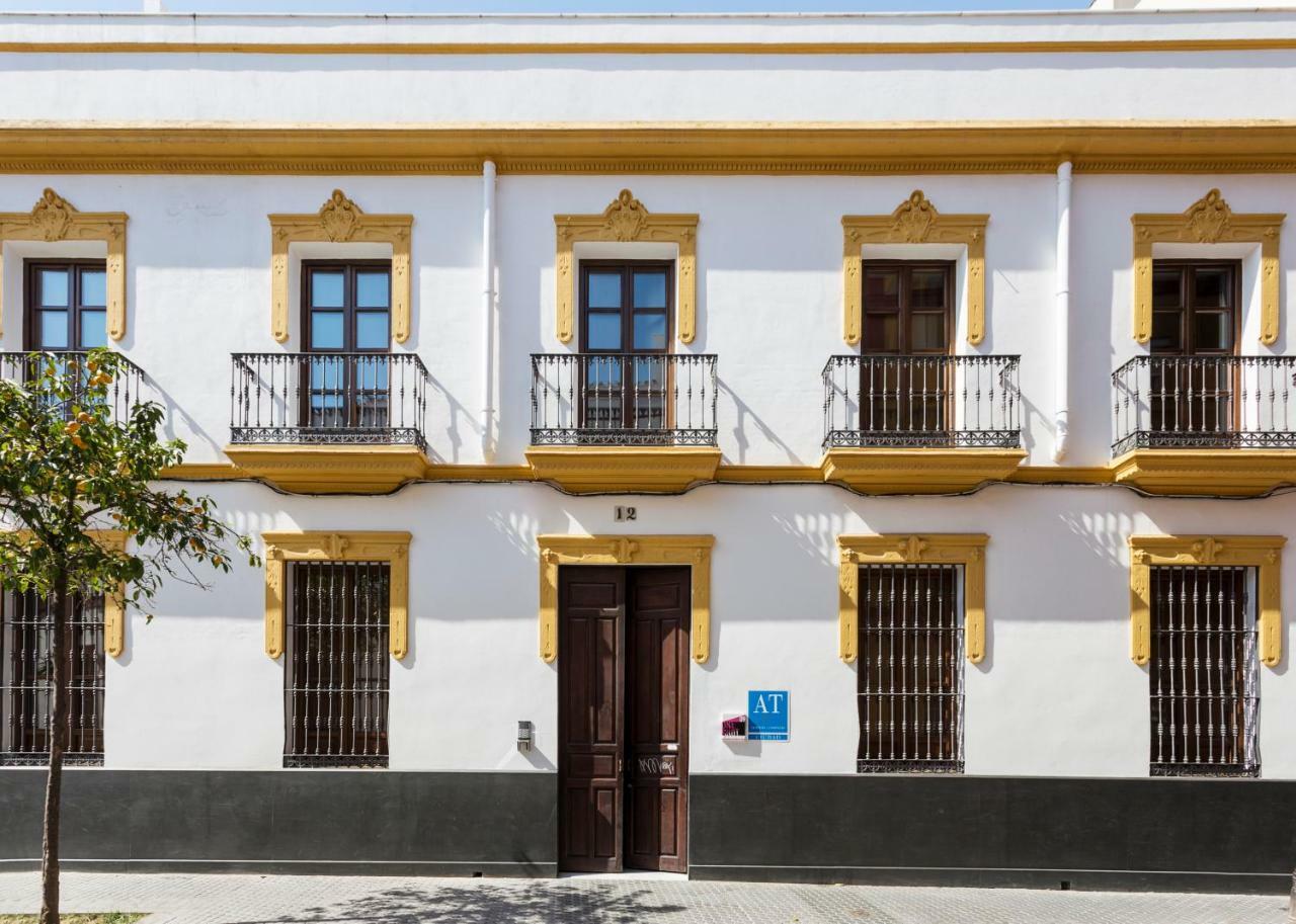 Apartamentos One Shot Conde De Torrejon Σεβίλλη Εξωτερικό φωτογραφία